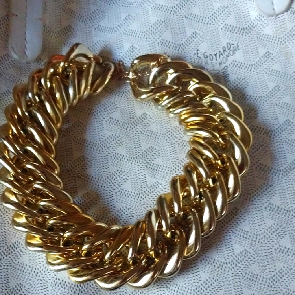 Elegant Gold Chain choker - Picture 1 of 1